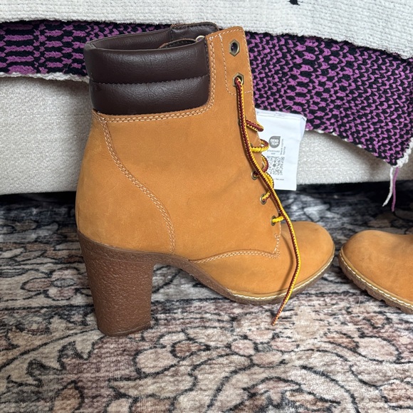Timberland Women's Brown Lace-Up Boots - Picture 3 of 7